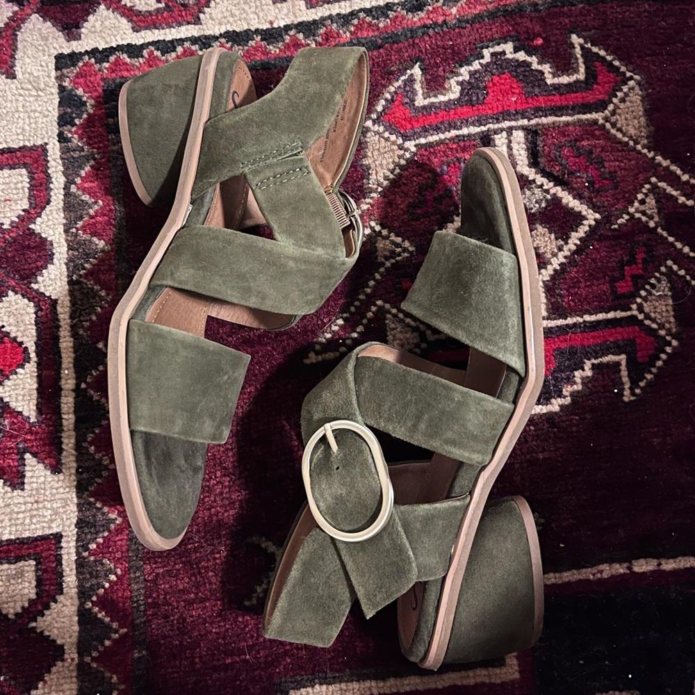 Sofft Coryn Sandal with low heel